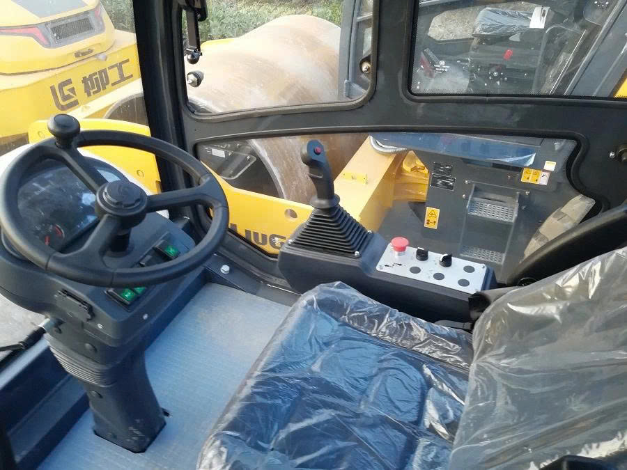 Xe Lu Rung LiuGong CLG6612E - Sức Mạnh Vượt Trội Cho Công Trình Lớn